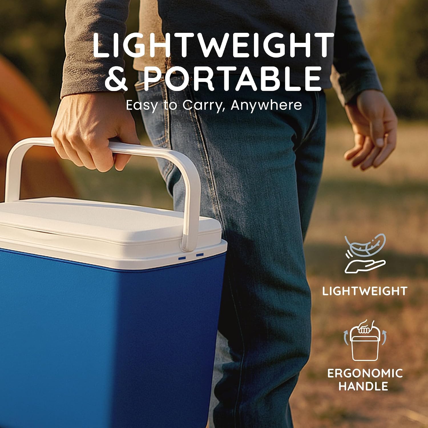 Person carrying the CUQOO cool box by its white swing-over handle, which also locks the lid
