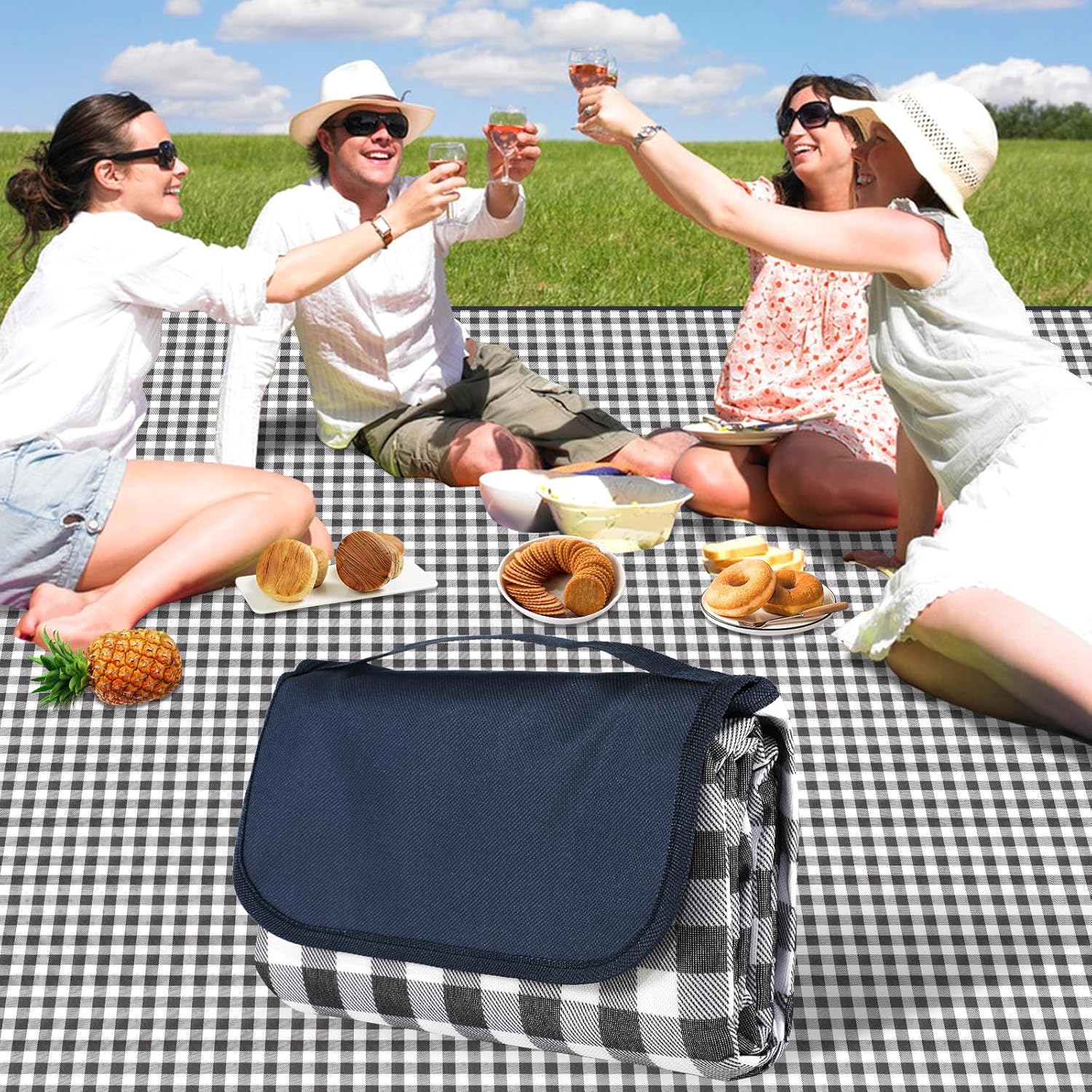 Underside of the GUSUWU picnic blanket showing the waterproof PVC backing